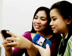 Menurut ABI, Tiga Perempat Pengguna Ponsel adalah Pengguna Jejaring Sosial