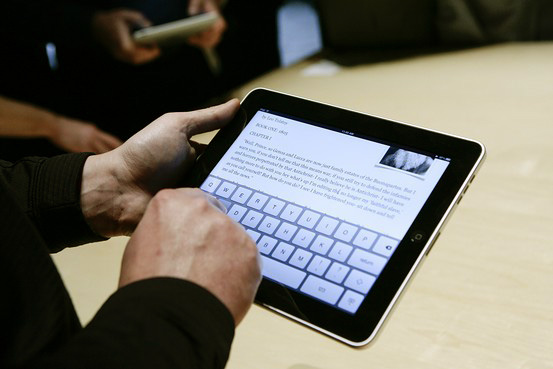 Penggunaan Tablet di Kalangan Korporat Semakin Tinggi, Laptop Semakin Ditinggal