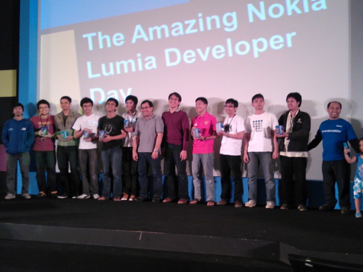 Para Pemenang Nokia Lumia Developer Day (kredit: @narenda)