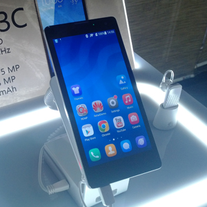 Huawei Honor 3C Resmi Dijual di Indonesia
