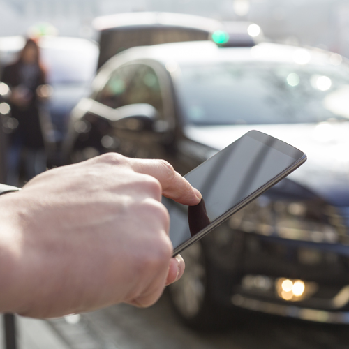 Praktis Dan Cepat, Aplikasi Taksi dan Ridesharing Meledak di Pasar Dunia