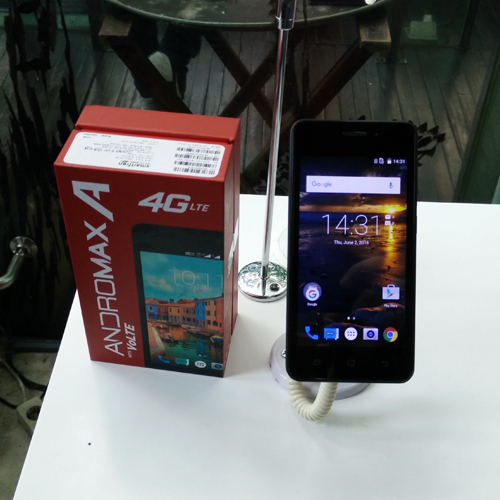 Smartfren Resmi Rilis Andromax A di Indonesia, Smartphone 4G Murah Seharga Rp 600 Ribuan