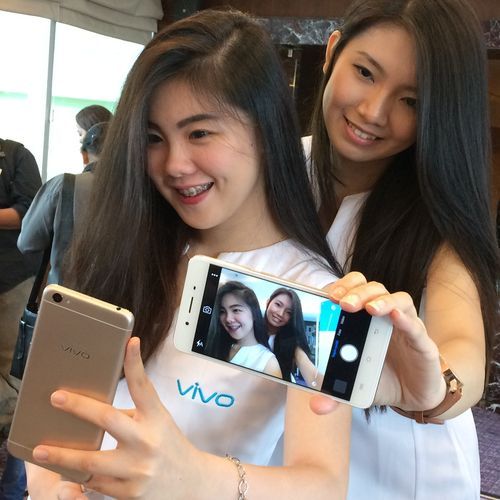 Vivo Perkenalkan Y55 dan Gandeng Erafone Sebagai Mitra Penjualan di Indonesia