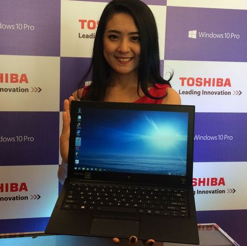 Toshiba Portege X20W – Laptop Konvertibel Yang Kokoh dan Tahan Hingga 16 Jam