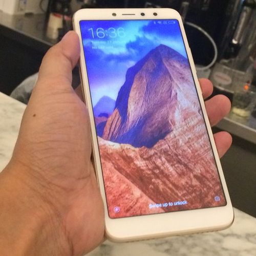 Xiaomi Redmi S2 Resmi Dirilis Untuk Para Penggemar Selfie
